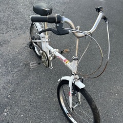 折りたたみ自転車の画像