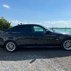 ★格安！走行7万キロ★ BMW320の画像