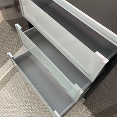 IKEA　キャビネット　棚の画像