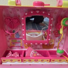 メルちゃん　うさぎさんきゅうきゅうしゃ　いちごの美容室　中古品セットの画像