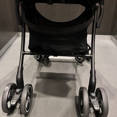 【ほぼ未使用新品】Aprica A型ベビーカー(紺色)の画像