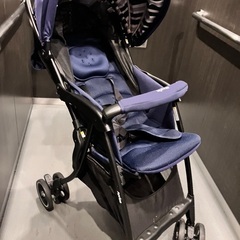 【ほぼ未使用新品】Aprica A型ベビーカー(紺色)の画像