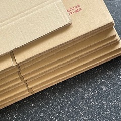 60サイズ　新品段ボールの画像