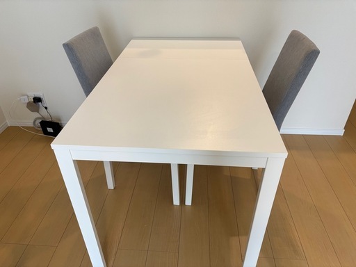 イケア　伸長式ダイニングセット 使い勝手が良い伸長式ダイニングテーブル！IKEA 伸張式ダイニング
