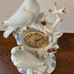 【中古】台湾 陶器でできた鳩の置き時計 動作確認済みの画像