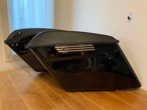 最終値下げ価格！美品‼︎ ハーレー純正サドルバッグ左右　オプション付き中古