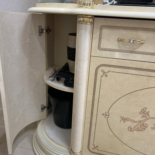 イタリア家具　サルタレッティー　　　　