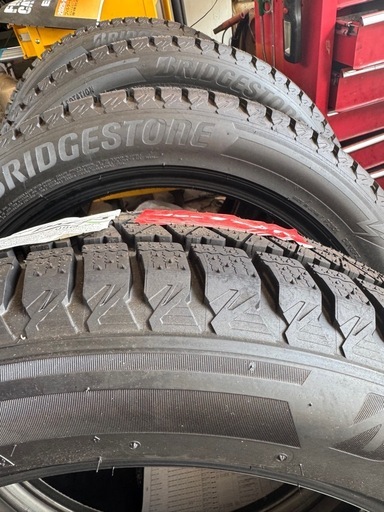 【新品】ブリヂストン BLIZZAK DM-V3 スタッドレスタイヤ 255/50R21 109Q 4本セット