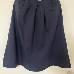 【9月末廃棄予定】　スカート 3着　M〜Lの画像