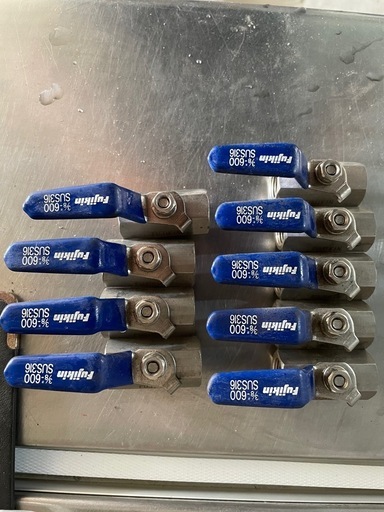 ステンバルブコック8分3　9個セット、キン