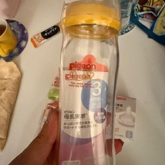 『お話中』哺乳瓶の画像