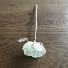 アーティフィシャルフラワー　白薔薇　一輪の画像