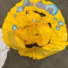 お譲りします　浮き輪フロート　大人こどもの画像