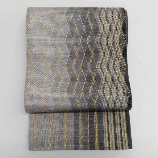 袋帯 正絹 黒色ｘ灰色ｘ金色 金糸 網織り 幾何学模様 菱型模様 お太鼓柄 金糸 フォーマル 礼装 長さ440cm【中古】 【キモノオフ野々市若松店】