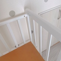ベビーベッド（ホワイト）の画像