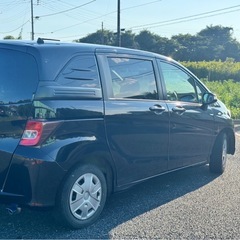 フリードスパイク　両側パワースライドドア　車検9年5月♪ 即乗り‼️ナビ　バックカメラ　の画像