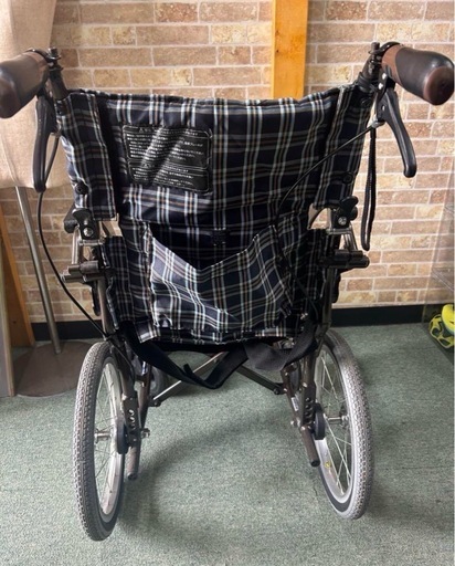【売却済】希少　多機能　介助式　車いす　カワムラサイクルウェイビット　ノーパンク