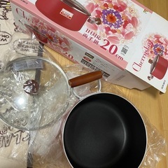 【値下げ相談OK】フライパンと鍋の画像
