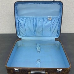 トランクケース の画像