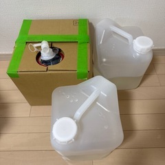 神のオイル　使いかけ2本　KAMI OIL 10kgエステ マッサージ オイルの画像