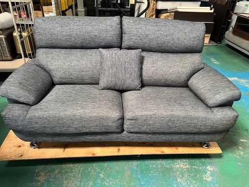 【ご成約】
ニトリ　3人掛け布張りソファ（NポケットA13 DR-GY）【美品】