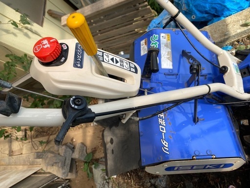 ISEKI モデル: T-600 青 耕運機