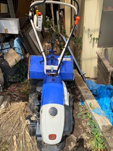 ISEKI T-600 耕運機 青色 ISEKI T-600 耕運機 青色 ISEKI モデル: T-600 青 耕運機