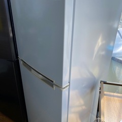 138ℓ冷蔵庫の画像