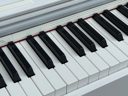 P136◇カシオ◇デジタルピアノ◇電子ピアノ◇2020年製◇象牙調・黒檀調鍵盤◇Privia PX-770WE P136◇カシオ◇デジタルピアノ◇電子ピアノ◇2020年製◇象牙調・黒檀調