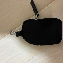PRADAショルダーバックの画像
