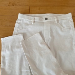 ユニクロ 7分丈パンツ【M】の画像