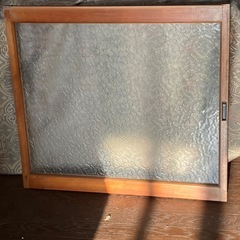 ガラス戸　レトロ　アンティーク　昭和　すりガラス　DIY好きな方　 リノベーションなどに　1枚500円　4枚ありますの画像