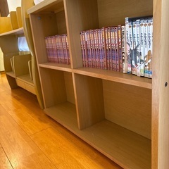  【無料】ニトリ 学習机 システムデスク 本棚付き（分割可）の画像