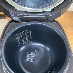 象印　炊飯器　5.5合炊き　NP-VD10の画像