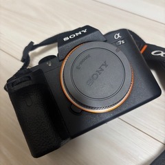 【元値中古15万円】SONY α7 II ミラーレス一眼カメラ標準ズームレンズ付の画像