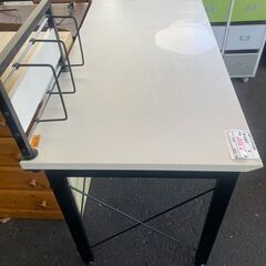 リサイクルショップどりーむ荒田店　No4518 デスクセット　袖机付き　使用感あり　PCデスクの画像