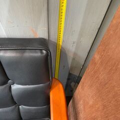 ヴィンテージ風、カリモク調2人掛けソファの画像
