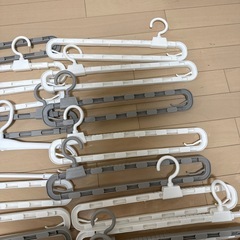 ハンガー　バスタオル干しハンガー　　20本以上セットの画像