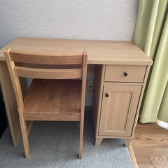 ⭐︎お引取り決まりました⭐︎机と椅子