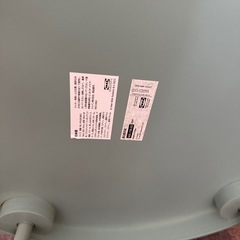 IKEAサイドテーブルの画像