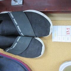ブランドスニーカ　中古ですが美品です　23.24.25が多いのでの画像