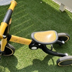 三輪車の画像
