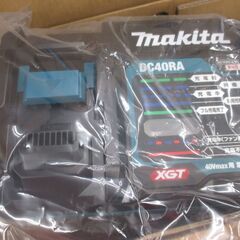 マキタ makita CL003GRDO 充電クリーナー 未使用品 バッテリ40V 2.5Ah一個/充電器 オリーブ サイクロン仕様 【ハンズクラフト宜野湾店】の画像