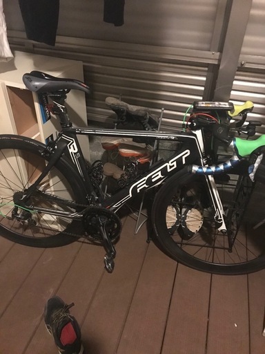 伊丹カーボンホイール、ディープリム、タイヤ無し、カーボンリム