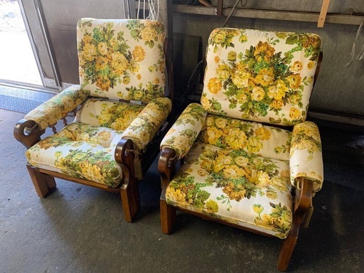 ♦ カリモク　ソファ２脚セット