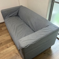 IKEA 2人掛けソファの画像