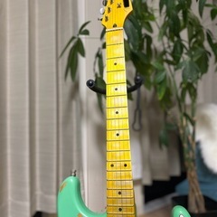 レリック加工　ミントグリーンエレキギターの画像