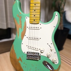 レリック加工　ミントグリーンエレキギターの画像