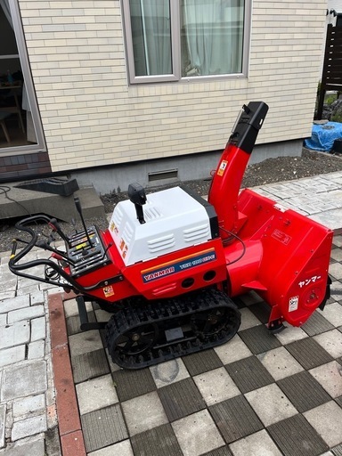 先方とお話し中、ヤンマー除雪機　10馬力