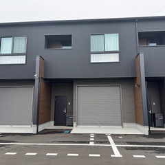 服装・髪色自由！ECショップ事務スタッフ募集（平日3h〜OK・週3.4回程度)の画像